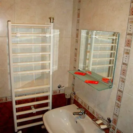 Konukevi Voevodski Eco Complex 3*