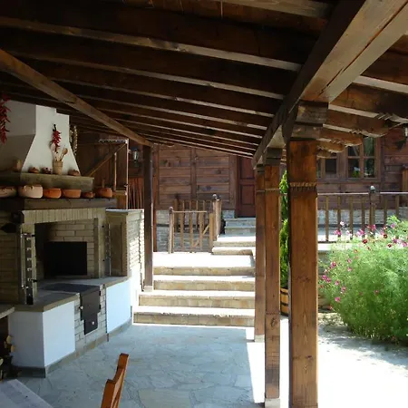 沃瓦斯基生态大厦酒店 Katunishte