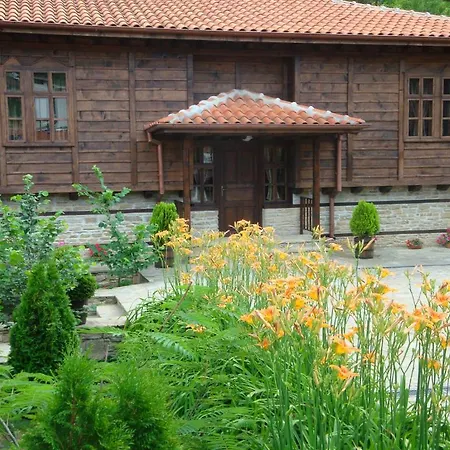 Voevodski Eco Complex Katunishte